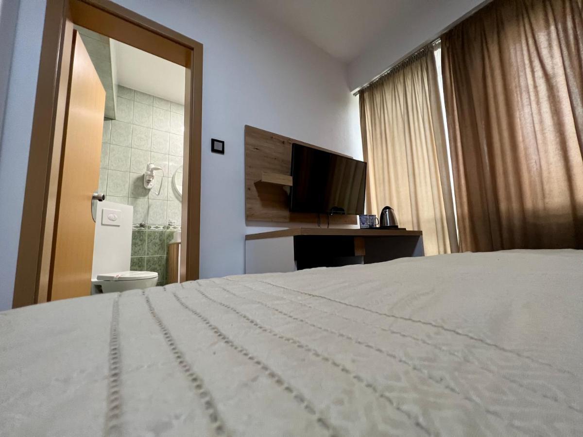 Hotel Brkic Sarajevo Airport - Free Parking Εξωτερικό φωτογραφία