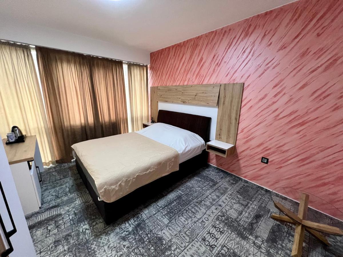 Hotel Brkic Sarajevo Airport - Free Parking Εξωτερικό φωτογραφία