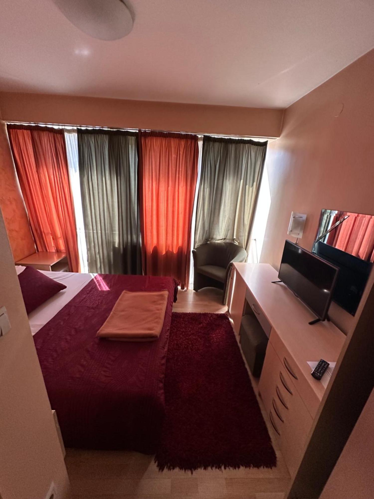 Hotel Brkic Sarajevo Airport - Free Parking Εξωτερικό φωτογραφία